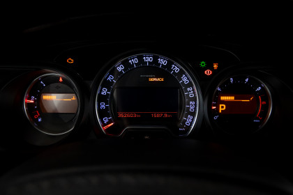 Продажа Citroen C5 II 2.0 AT (143 л.с.) 2009 Серебристый в Автодом