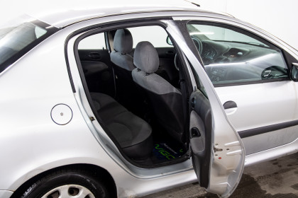Продажа Peugeot 206 I 1.4 MT (75 л.с.) 2007 Серый в Автодом