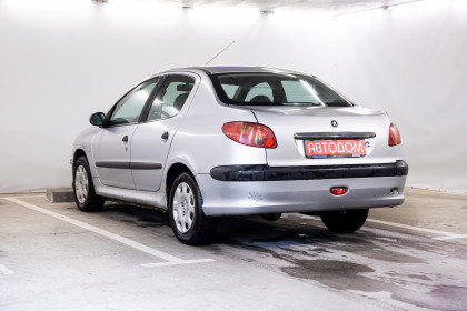 Продажа Peugeot 206 I 1.4 MT (75 л.с.) 2007 Серый в Автодом