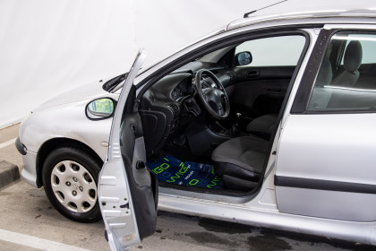 Продажа Peugeot 206 I 1.4 MT (75 л.с.) 2007 Серый в Автодом
