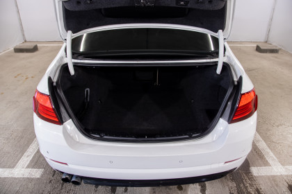 Продажа BMW 5 серии VI (F10/F11/F07) 530d xDrive 3.0 AT (258 л.с.) 2011 Белый в Автодом