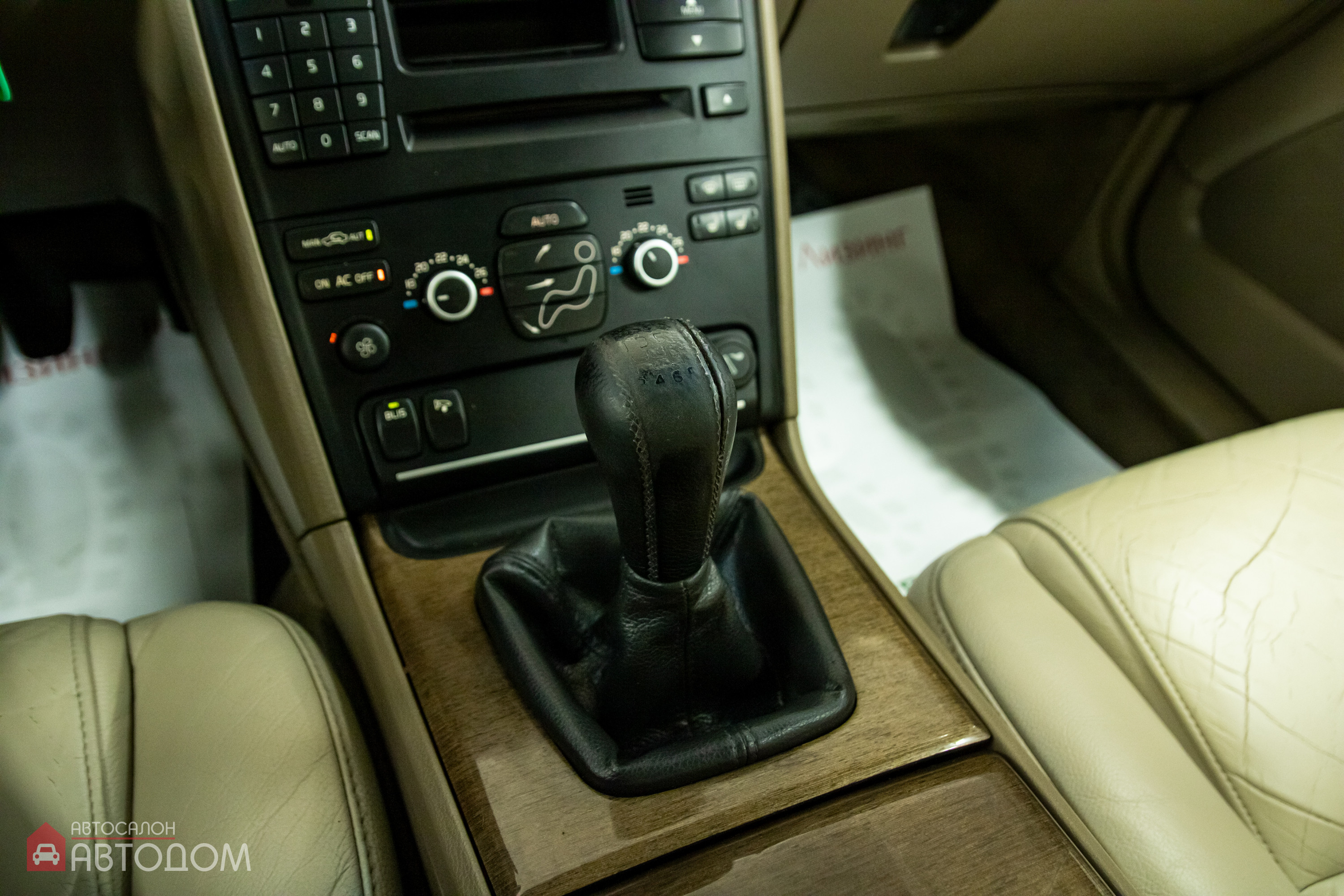  XC90
