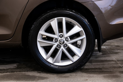 Продажа Skoda Rapid I Рестайлинг 1.4 AMT (125 л.с.) 2018 Коричневый в Автодом
