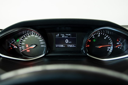 Продажа Peugeot 308 II 1.6 MT (120 л.с.) 2014 Черный в Автодом