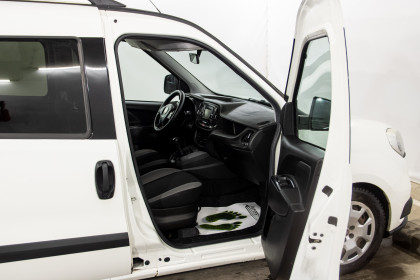 Продажа Fiat Doblo II Рестайлинг 1.6 MT (100 л.с.) 2017 Белый в Автодом