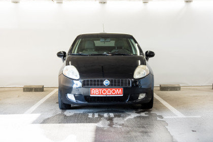Продажа Fiat Punto III Grande Punto 1.4 MT (77 л.с.) 2006 Черный в Автодом