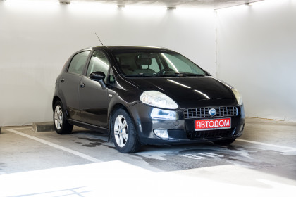 Продажа Fiat Punto III Grande Punto 1.4 MT (77 л.с.) 2006 Черный в Автодом