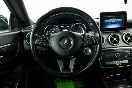 Продажа Mercedes-Benz CLA I (C117, X117) Рестайлинг 180 d 1.5 AMT (109 л.с.) 2017 Черный в Автодом