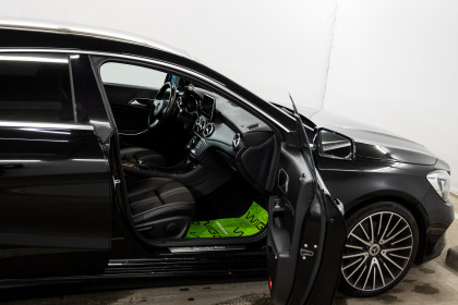Продажа Mercedes-Benz CLA I (C117, X117) Рестайлинг 180 d 1.5 AMT (109 л.с.) 2017 Черный в Автодом