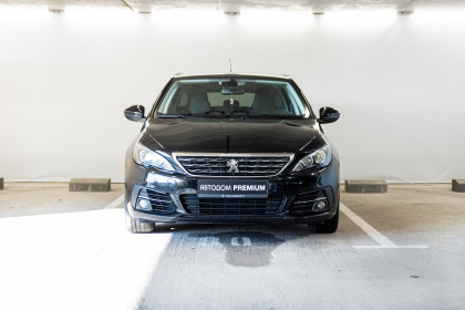 Продажа Peugeot 308 II Рестайлинг 1.5 AT (131 л.с.) 2020 Черный в Автодом