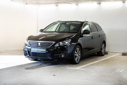 Продажа Peugeot 308 II Рестайлинг 1.5 AT (131 л.с.) 2020 Черный в Автодом