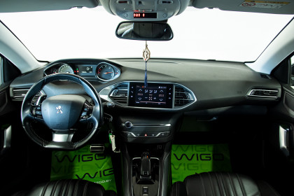 Продажа Peugeot 308 II Рестайлинг 1.5 AT (131 л.с.) 2020 Черный в Автодом
