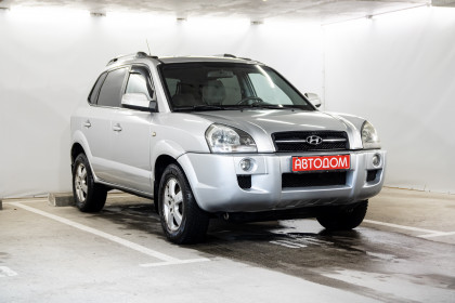Продажа Hyundai Tucson I 2.0 MT (112 л.с.) 2005 Серебристый в Автодом