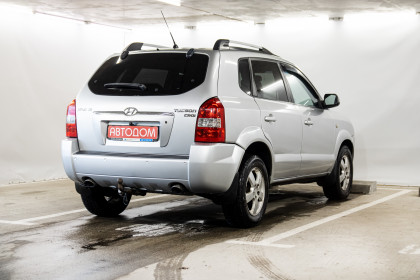 Продажа Hyundai Tucson I 2.0 MT (112 л.с.) 2005 Серебристый в Автодом