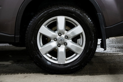 Продажа Nissan X-Trail II 2.0 MT (150 л.с.) 2010 Серый в Автодом
