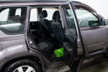 Продажа Nissan X-Trail II 2.0 MT (150 л.с.) 2010 Серый в Автодом