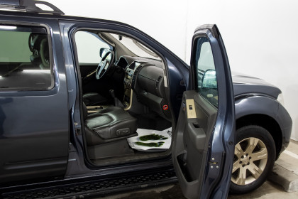 Продажа Nissan Pathfinder III 2.5 MT (174 л.с.) 2005 Серый в Автодом