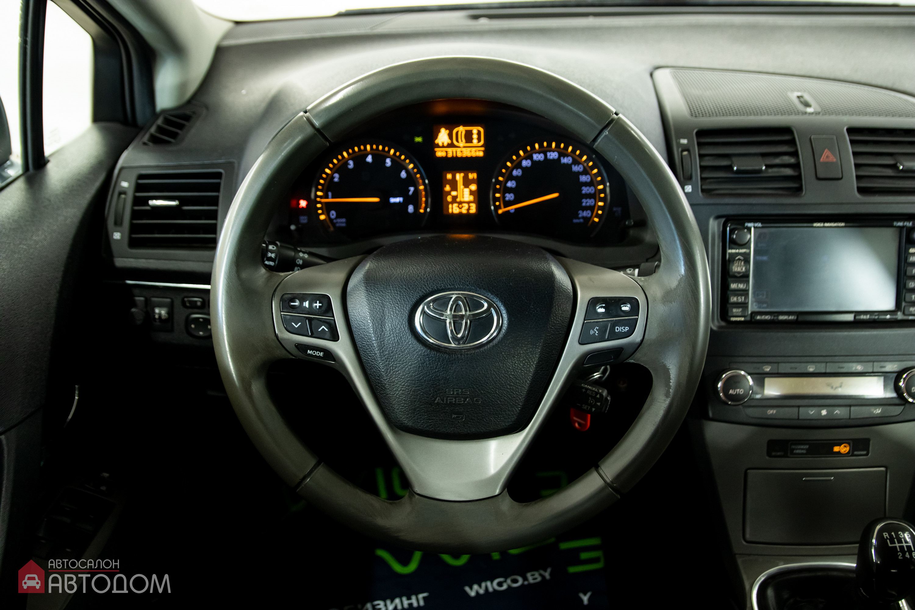  Avensis