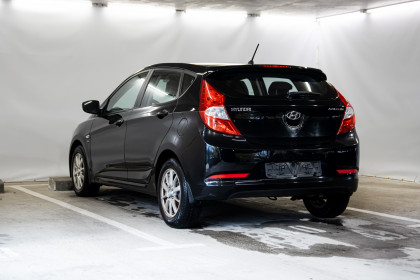 Продажа Hyundai Solaris I Рестайлинг 1.6 MT (123 л.с.) 2015 Черный в Автодом