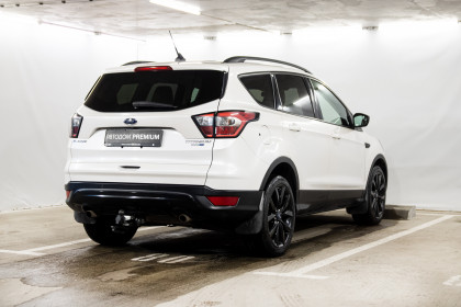 Продажа Ford Escape III Рестайлинг 1.5 AT (182 л.с.) 2018 Белый в Автодом