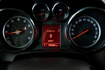 Продажа Opel Astra J Рестайлинг 1.6 AT (115 л.с.) 2013 Коричневый в Автодом