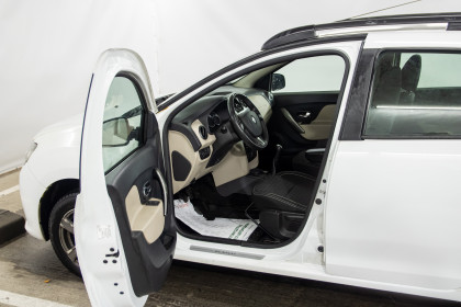 Продажа Renault Logan II 1.6 MT (102 л.с.) 2017 Белый в Автодом