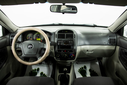 Продажа Kia Cerato I 1.6 MT (105 л.с.) 2005 Серебристый в Автодом