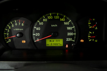 Продажа Kia Cerato I 1.6 MT (105 л.с.) 2005 Серебристый в Автодом