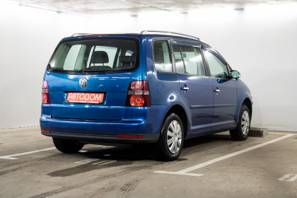 Продажа Volkswagen Touran I Рестайлинг 1.6 MT (102 л.с.) 2008 Синий в Автодом