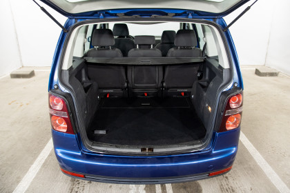 Продажа Volkswagen Touran I Рестайлинг 1.6 MT (102 л.с.) 2008 Синий в Автодом