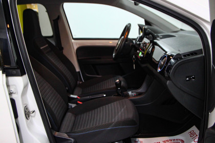 Продажа Volkswagen up! I 1.0 MT (60 л.с.) 2014 Белый в Автодом