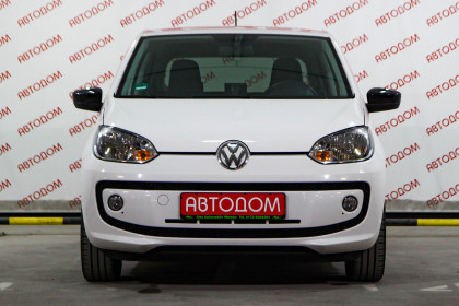 Продажа Volkswagen up! I 1.0 MT (60 л.с.) 2014 Белый в Автодом