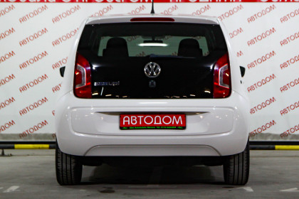 Продажа Volkswagen up! I 1.0 MT (60 л.с.) 2014 Белый в Автодом