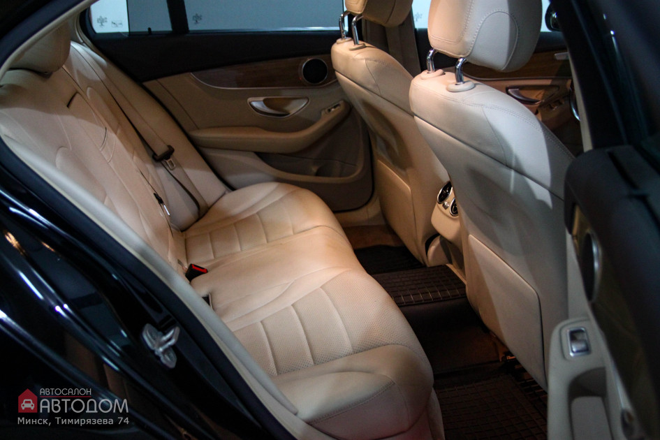 Продажа Mercedes-Benz C-Класс IV (W205) 180 1.6 AT (156 л.с.) 2015 Черный в Автодом