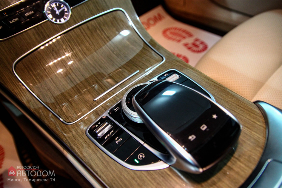 Продажа Mercedes-Benz C-Класс IV (W205) 180 1.6 AT (156 л.с.) 2015 Черный в Автодом