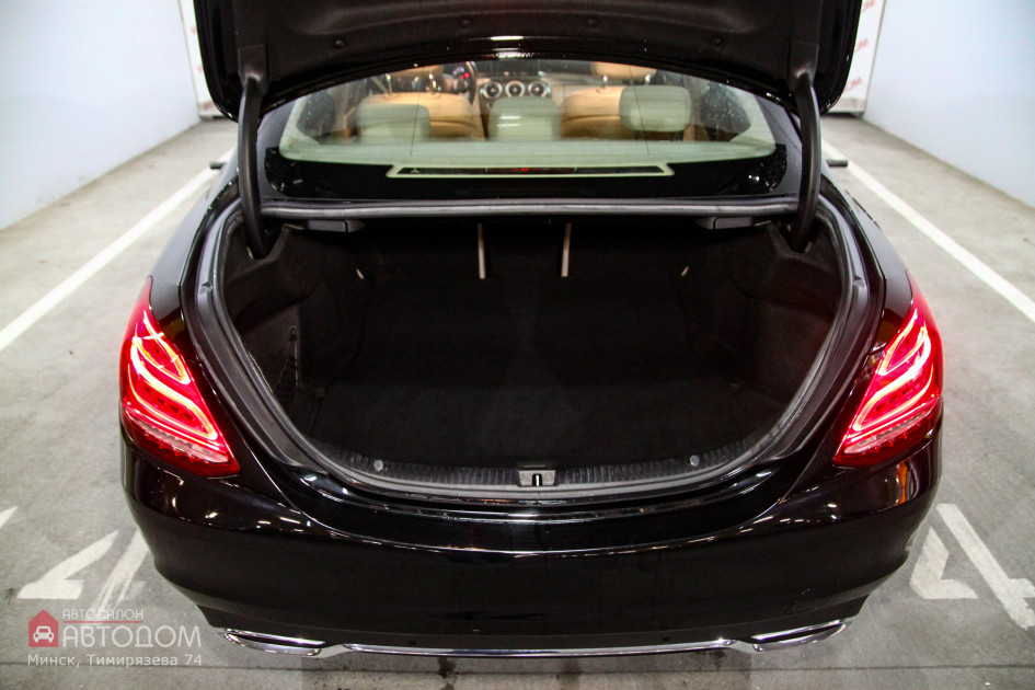 Продажа Mercedes-Benz C-Класс IV (W205) 180 1.6 AT (156 л.с.) 2015 Черный в Автодом