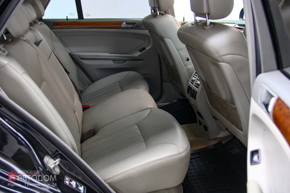 Продажа Mercedes-Benz M-Класс I (W163) Рестайлинг 350 3.7 AT (235 л.с.) 2005 Черный в Автодом