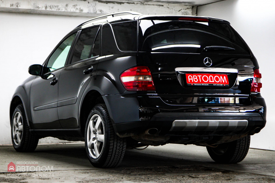 Продажа Mercedes-Benz M-Класс I (W163) Рестайлинг 350 3.7 AT (235 л.с.) 2005 Черный в Автодом