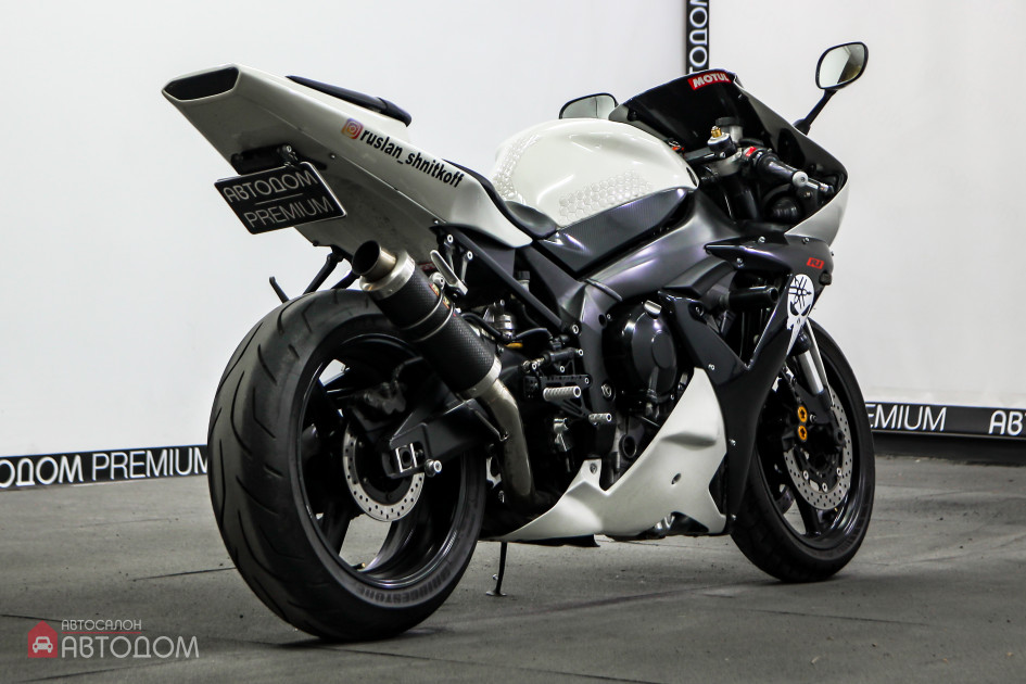Продажа Yamaha YZF-R1 2003 Белый в Автодом
