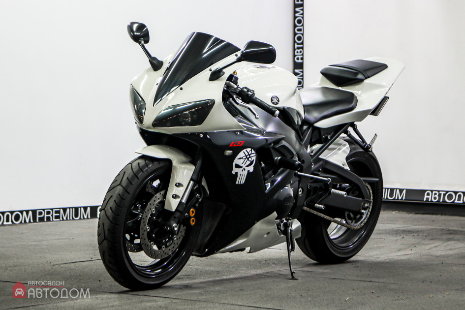 Продажа Yamaha YZF-R1 2003 Белый в Автодом
