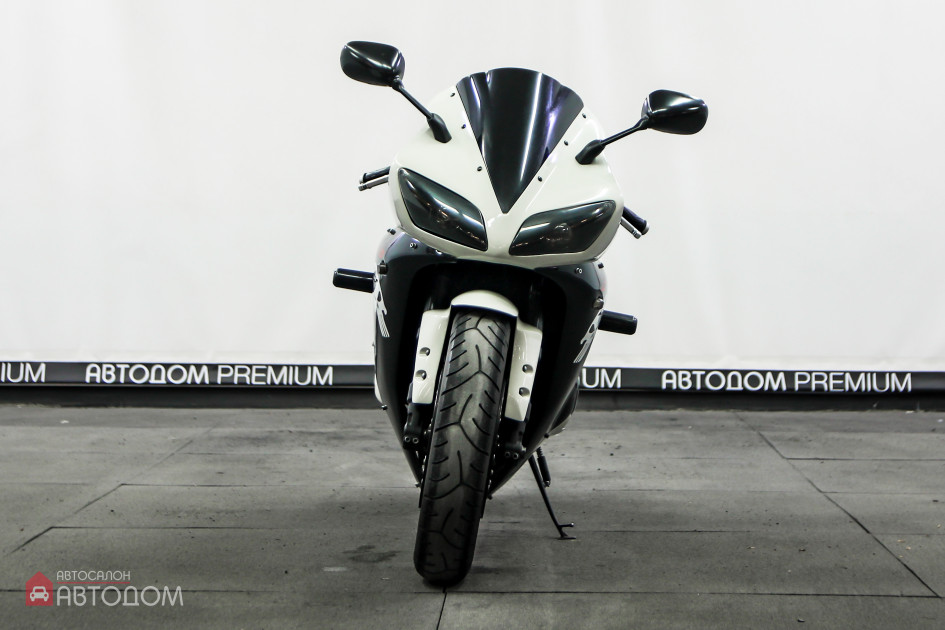 Продажа Yamaha YZF-R1 2003 Белый в Автодом