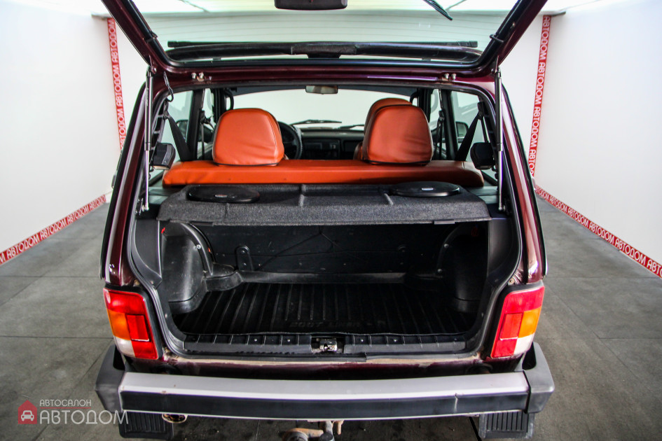 Продажа LADA (ВАЗ) 2121 (4x4) I Рестайлинг 1.7 MT (83 л.с.) 2014 Бордовый в Автодом