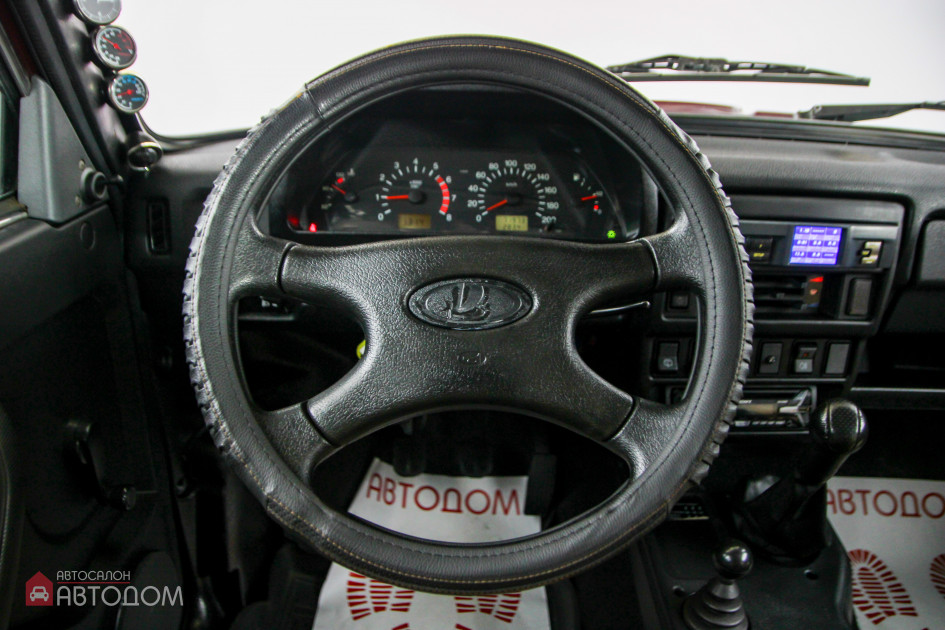 Продажа LADA (ВАЗ) 2121 (4x4) I Рестайлинг 1.7 MT (83 л.с.) 2014 Бордовый в Автодом