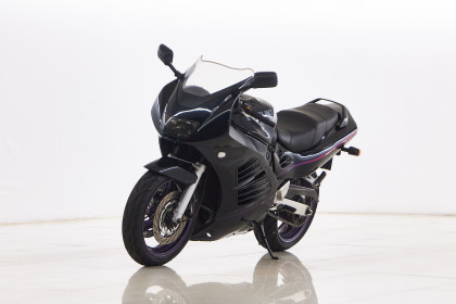 Купить Suzuki RF 900 1994 Черный в Автодом Продажа Suzuki RF 900 1994 Черный в Автодом